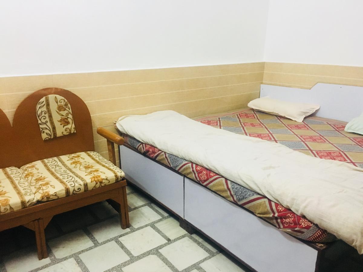 Hotel Heritage Sanyam Nahan Bagian luar foto