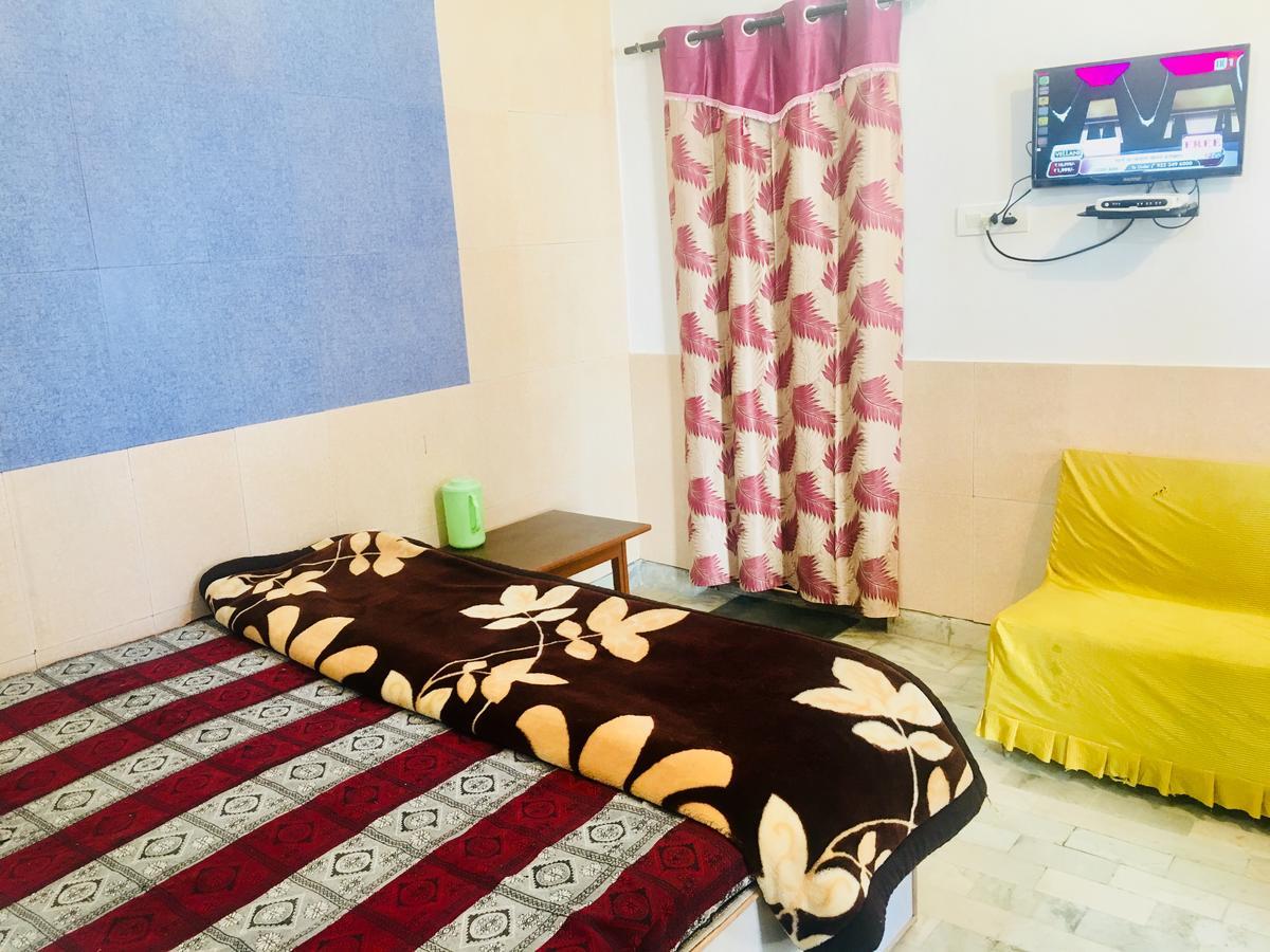 Hotel Heritage Sanyam Nahan Bagian luar foto