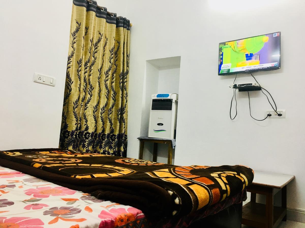 Hotel Heritage Sanyam Nahan Bagian luar foto