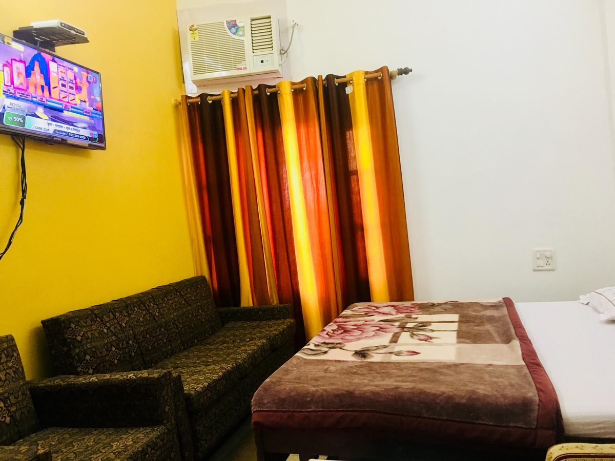 Hotel Heritage Sanyam Nahan Bagian luar foto