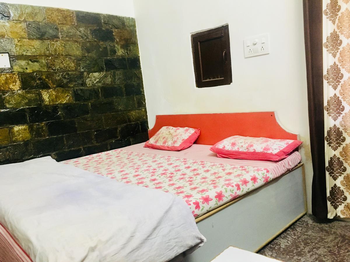 Hotel Heritage Sanyam Nahan Bagian luar foto