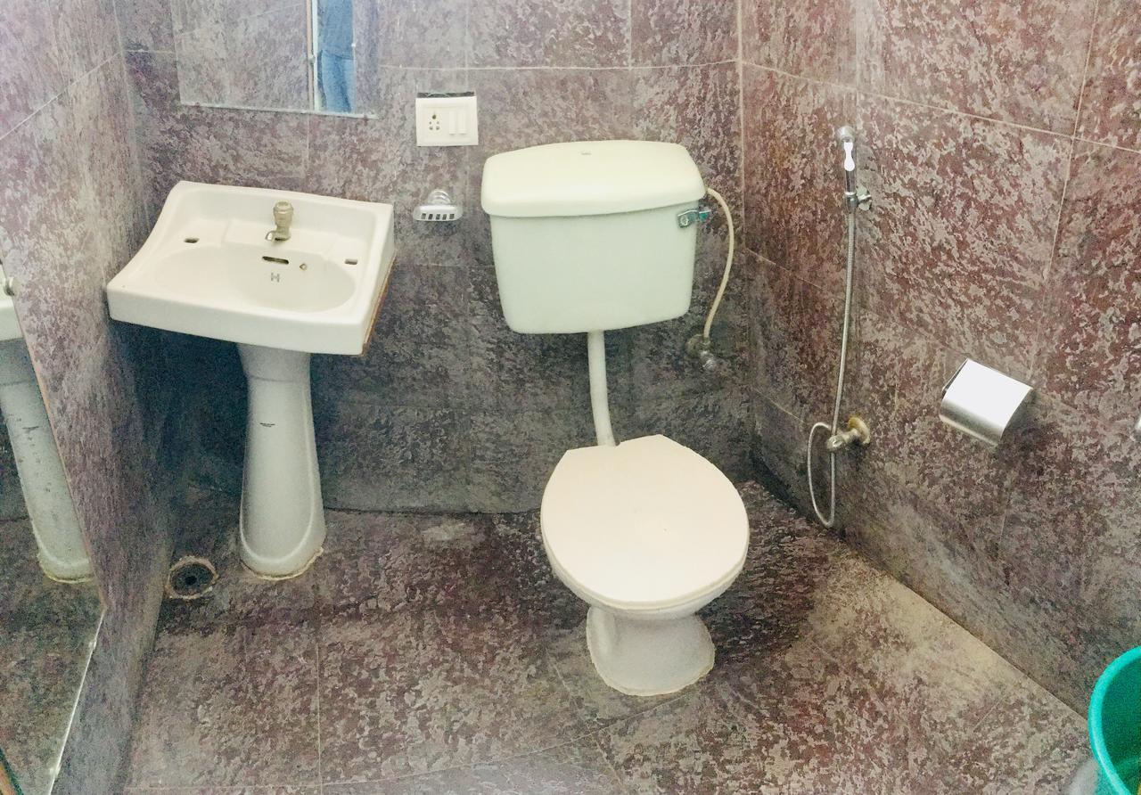 Hotel Heritage Sanyam Nahan Bagian luar foto