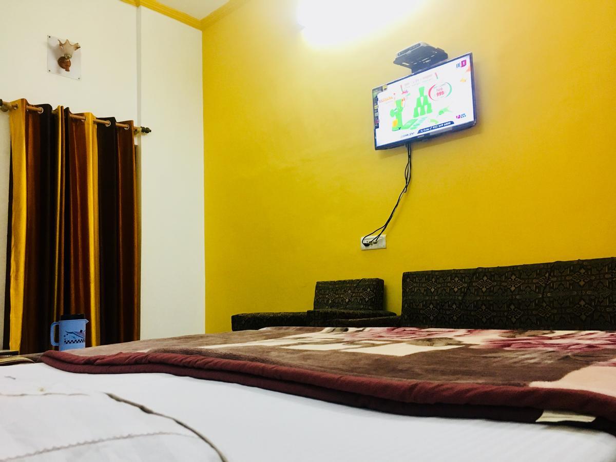 Hotel Heritage Sanyam Nahan Bagian luar foto