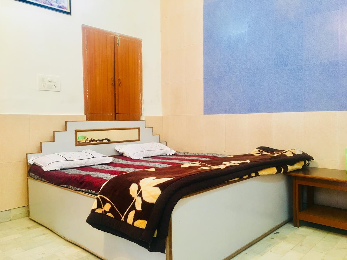 Hotel Heritage Sanyam Nahan Bagian luar foto