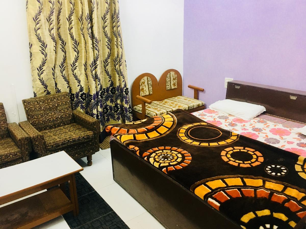 Hotel Heritage Sanyam Nahan Bagian luar foto